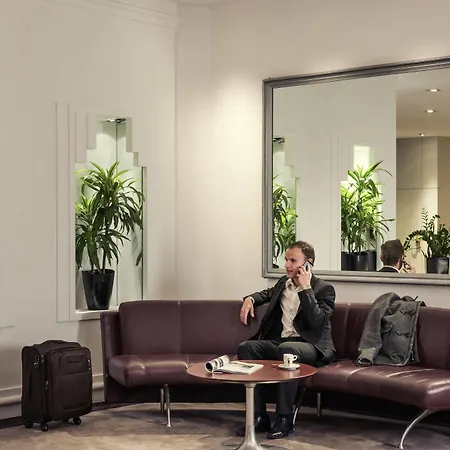 Mercure Centre Gare Hotel 4*