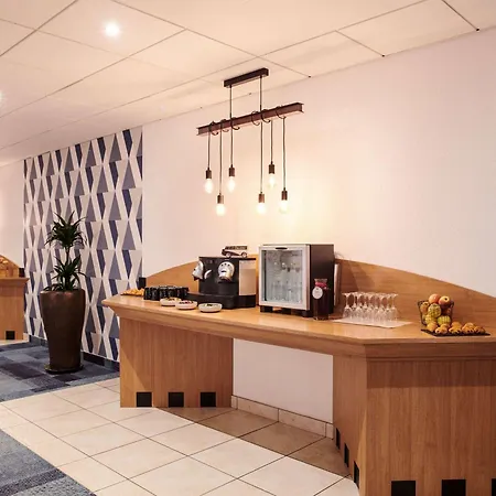 Otel Mercure Centre Gare Rennes