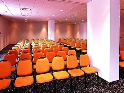 Mercure Centre Gare Otel 4*