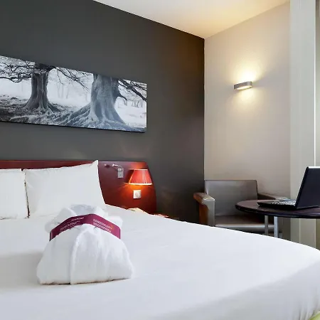 Otel Mercure Centre Gare Rennes